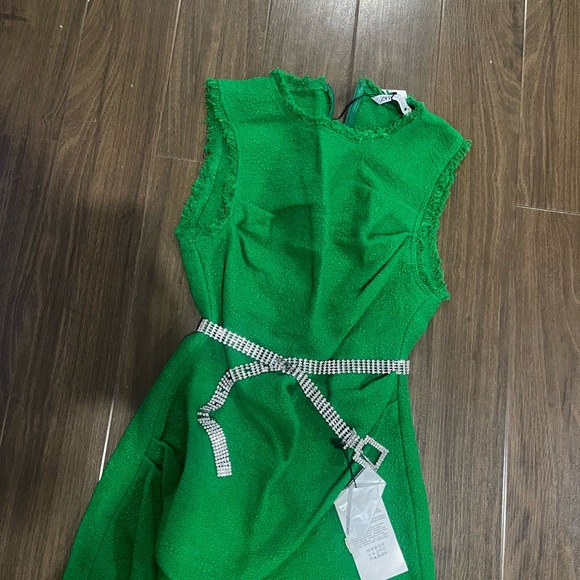 Zara textured weave green textured dress - Picture 8 of 9